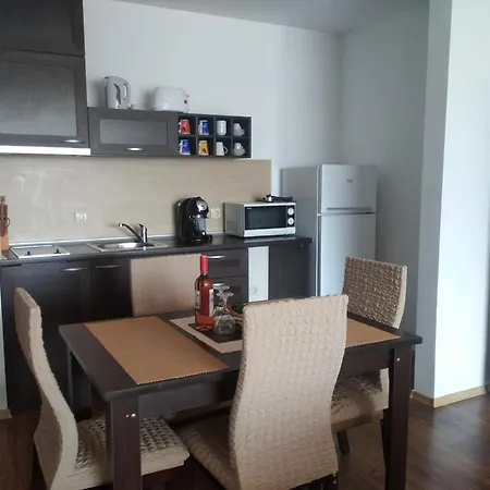Διαμέρισμα илен 433 Royal Towers