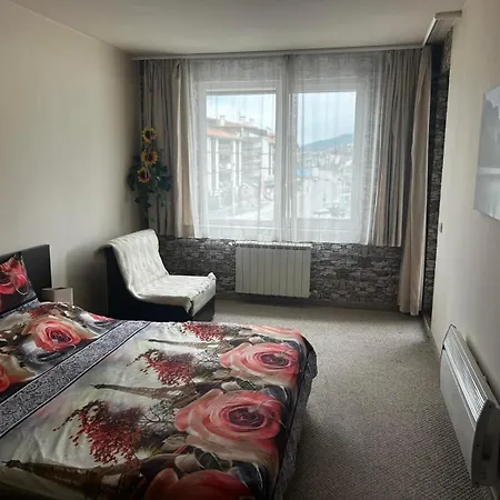 илен 433 Royal Towers Διαμέρισμα *